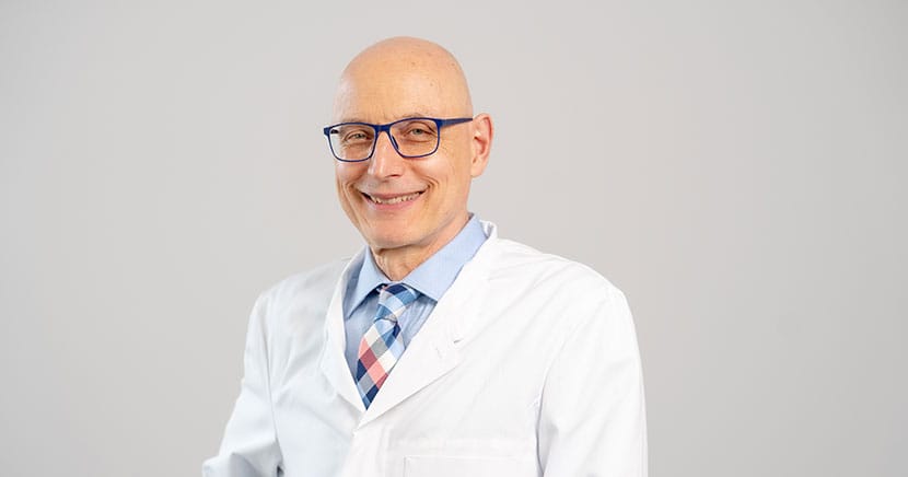Willkommen Herr Chefarzt PD Dr. Witt: Ihr Experte für Prostatakarzinom-Operationen mit dem daVinci-Robotersystem